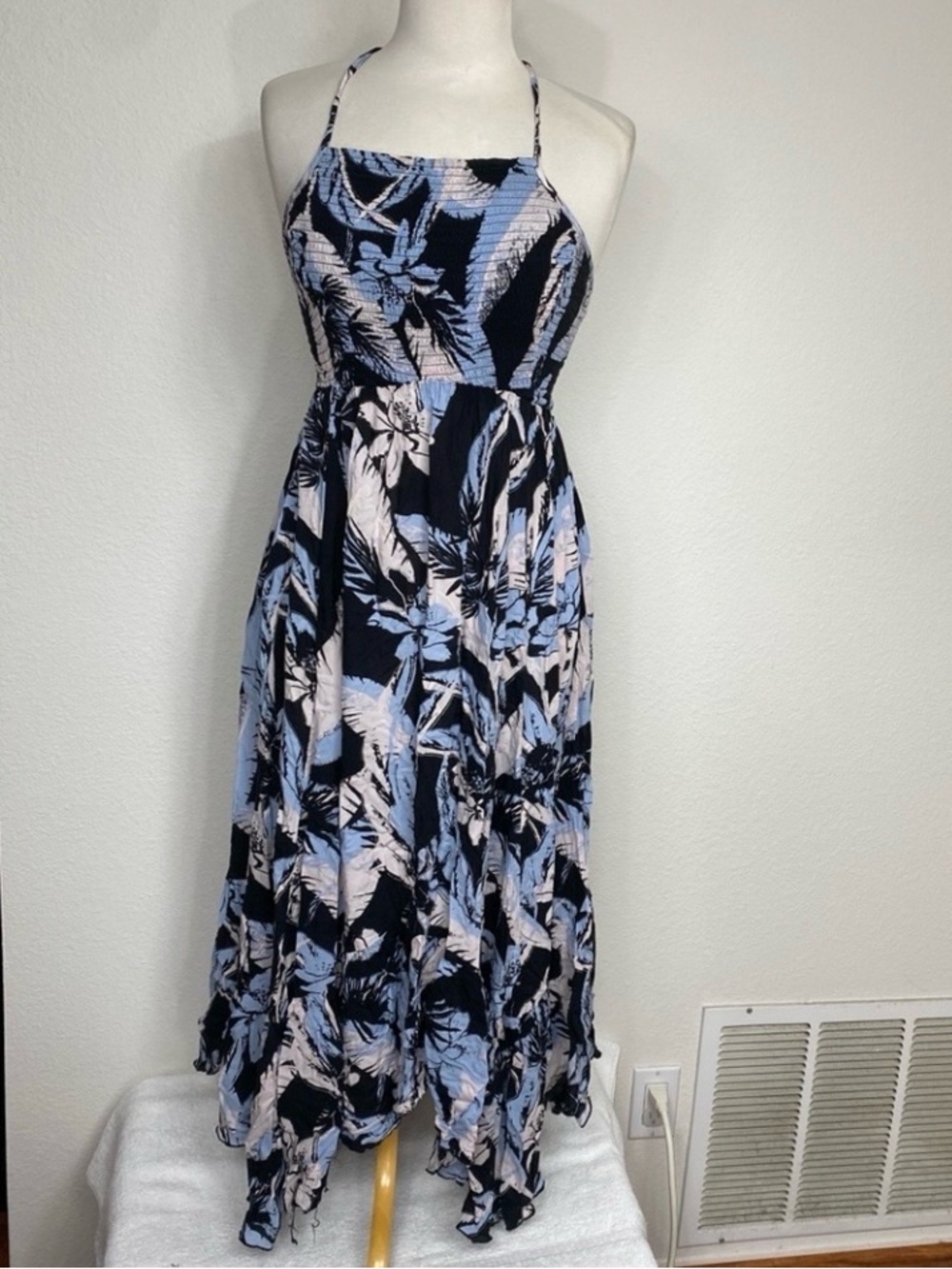 Free People Womens Blue Tropical Floral Smock Midi Dress Size Large Boho Coastal